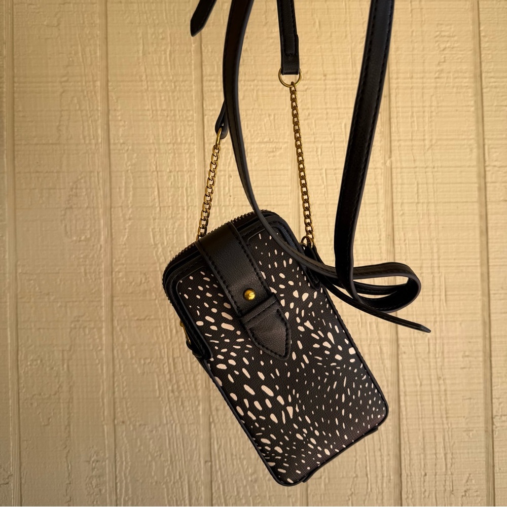 Fossil Black and White phone Crossbody Bag